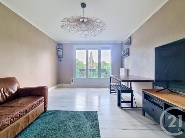 Appartement F3 &agrave; vendre - 3 pi&egrave;ces - 55,85 m2 - Chennevieres Sur Marne - 94 - ILE-DE-FRANCE