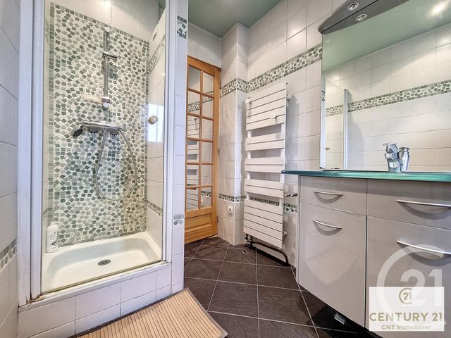 Maison à vendre - 7 pièces - 150 m2 - Chennevieres Sur Marne - 94 - ILE-DE-FRANCE