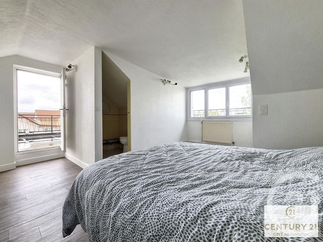 Maison à vendre - 7 pièces - 150 m2 - Chennevieres Sur Marne - 94 - ILE-DE-FRANCE