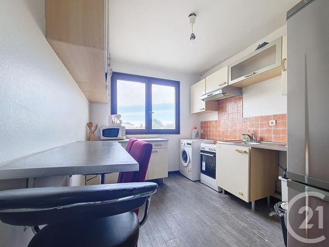 Appartement F4 à vendre - 4 pièces - 81,23 m2 - Chennevieres Sur Marne - 94 - ILE-DE-FRANCE