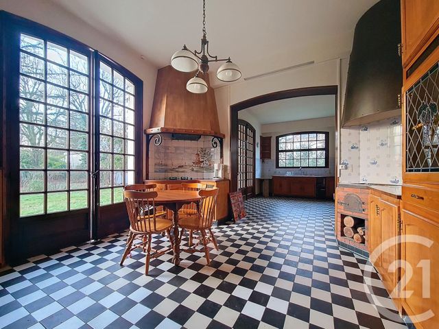 Maison à vendre - 7 pièces - 210 m2 - Chennevieres Sur Marne - 94 - ILE-DE-FRANCE