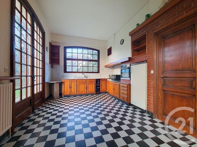 Maison à vendre - 7 pièces - 210 m2 - Chennevieres Sur Marne - 94 - ILE-DE-FRANCE