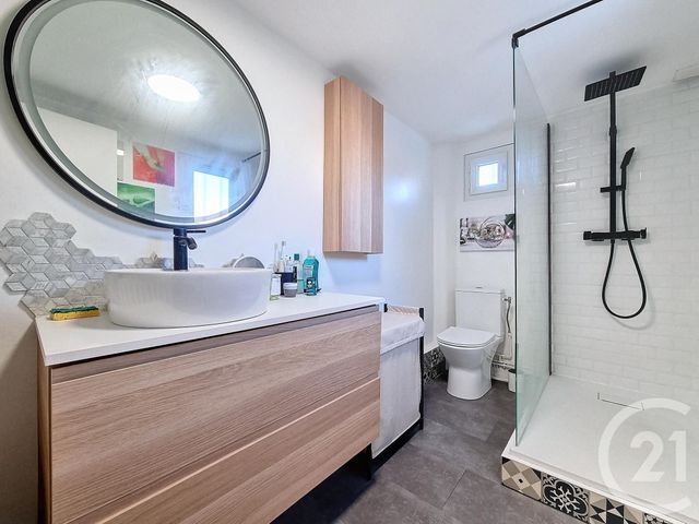 Appartement F4 à vendre - 4 pièces - 75,95 m2 - Chennevieres Sur Marne - 94 - ILE-DE-FRANCE