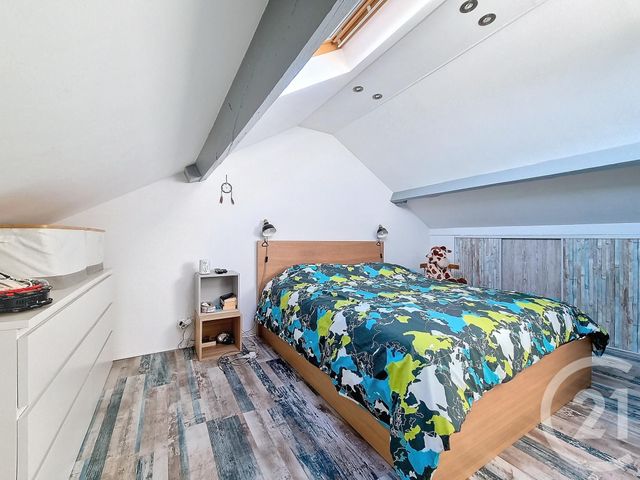 Appartement F4 à vendre - 4 pièces - 75,95 m2 - Chennevieres Sur Marne - 94 - ILE-DE-FRANCE