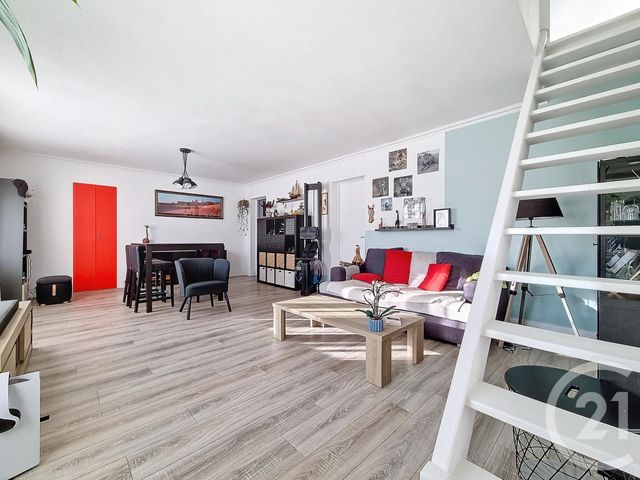 Appartement F4 à vendre - 4 pièces - 75,95 m2 - Chennevieres Sur Marne - 94 - ILE-DE-FRANCE