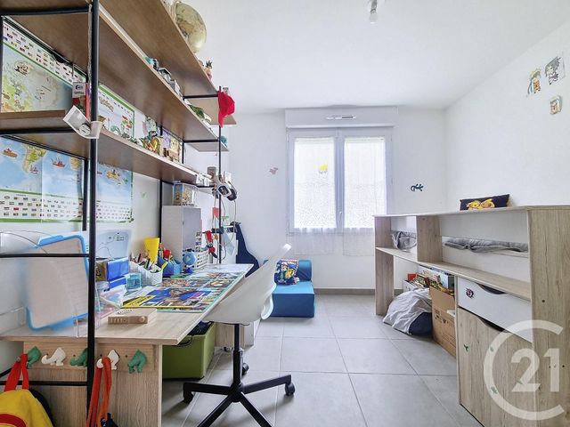 Appartement F3 &agrave; vendre - 3 pi&egrave;ces - 66,70 m2 - Chennevieres Sur Marne - 94 - ILE-DE-FRANCE