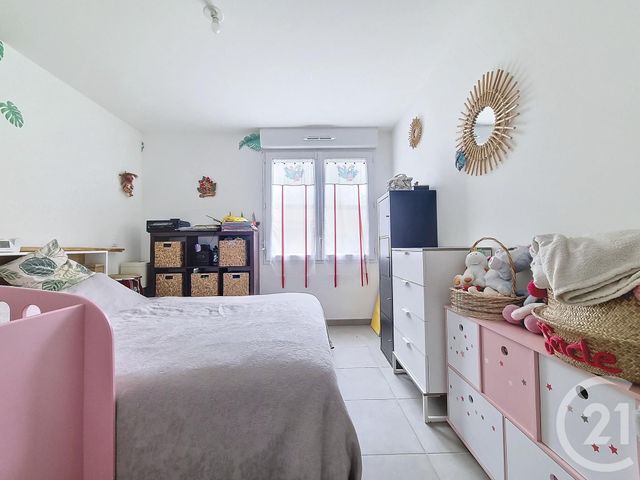 Appartement F3 &agrave; vendre - 3 pi&egrave;ces - 66,70 m2 - Chennevieres Sur Marne - 94 - ILE-DE-FRANCE