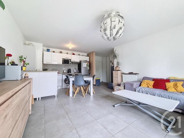 Appartement F3 &agrave; vendre - 3 pi&egrave;ces - 66,70 m2 - Chennevieres Sur Marne - 94 - ILE-DE-FRANCE