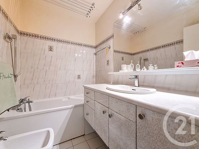 Appartement F4 &agrave; vendre - 4 pi&egrave;ces - 73,08 m2 - Chennevieres Sur Marne - 94 - ILE-DE-FRANCE