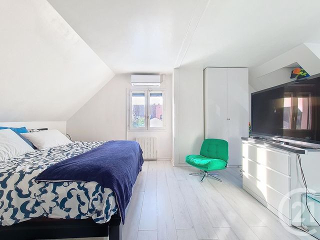 Maison à vendre - 7 pièces - 185 m2 - Chennevieres Sur Marne - 94 - ILE-DE-FRANCE