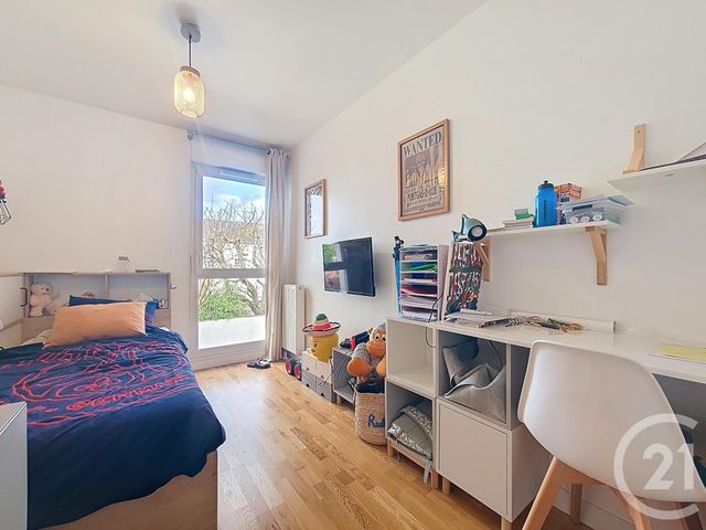 Appartement F4 à vendre - 4 pièces - 74,80 m2 - Chennevieres Sur Marne - 94 - ILE-DE-FRANCE