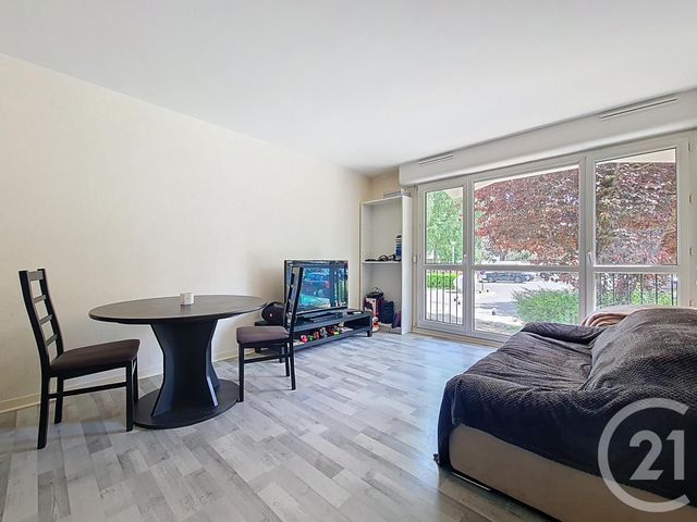 Appartement F3 &agrave; vendre - 3 pi&egrave;ces - 64,80 m2 - Chennevieres Sur Marne - 94 - ILE-DE-FRANCE