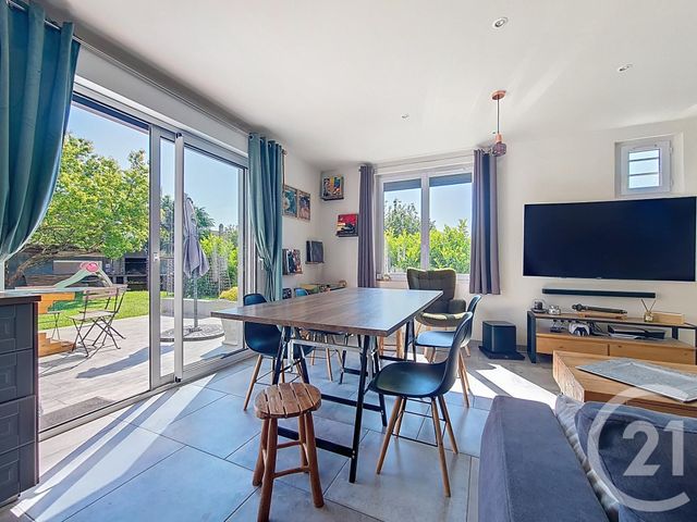 Maison &agrave; vendre - 5 pi&egrave;ces - 120,10 m2 - Ormesson Sur Marne - 94 - ILE-DE-FRANCE