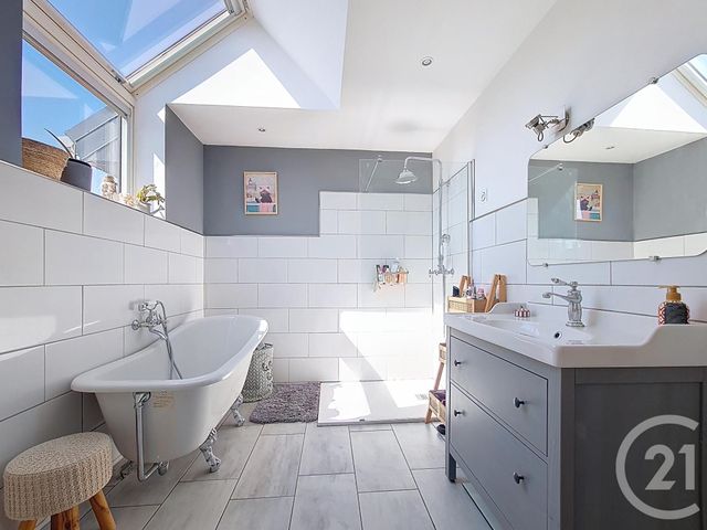 Maison &agrave; vendre - 5 pi&egrave;ces - 120,10 m2 - Ormesson Sur Marne - 94 - ILE-DE-FRANCE