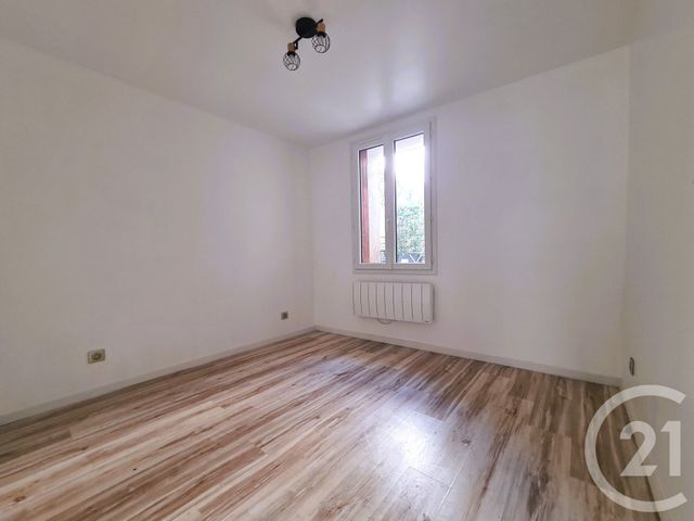 Appartement F1 à vendre - 1 pièce - 21,10 m2 - Chennevieres Sur Marne - 94 - ILE-DE-FRANCE