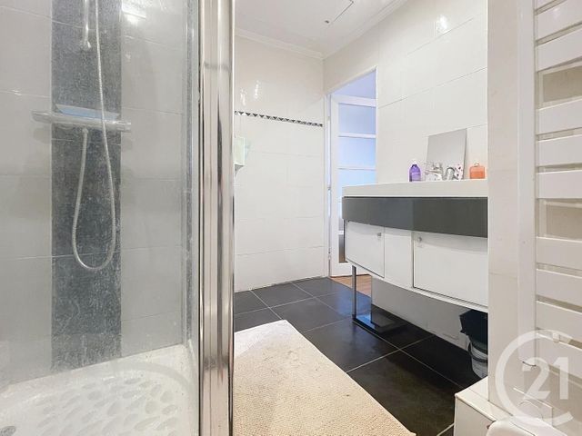 Appartement F3 &agrave; vendre - 4 pi&egrave;ces - 71 m2 - Chennevieres Sur Marne - 94 - ILE-DE-FRANCE