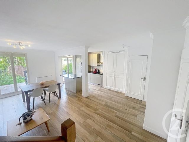 Appartement F3 &agrave; vendre - 4 pi&egrave;ces - 71 m2 - Chennevieres Sur Marne - 94 - ILE-DE-FRANCE