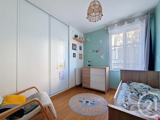 Appartement F4 &agrave; vendre - 4 pi&egrave;ces - 77,13 m2 - Chennevieres Sur Marne - 94 - ILE-DE-FRANCE