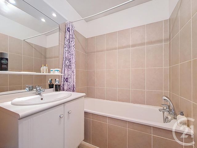 Appartement F4 &agrave; vendre - 4 pi&egrave;ces - 77,13 m2 - Chennevieres Sur Marne - 94 - ILE-DE-FRANCE