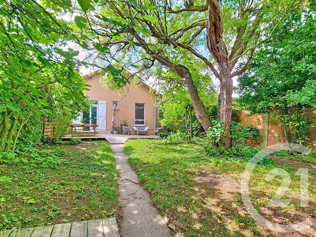 Maison &agrave; louer - 5 pi&egrave;ces - 79,77 m2 - Chennevieres Sur Marne - 94 - ILE-DE-FRANCE