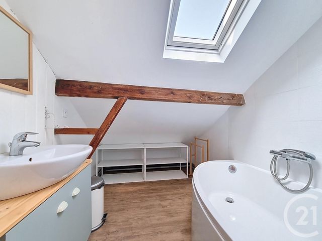 Maison &agrave; louer - 5 pi&egrave;ces - 79,77 m2 - Chennevieres Sur Marne - 94 - ILE-DE-FRANCE