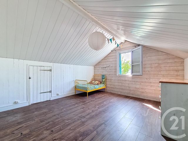 Maison &agrave; louer - 5 pi&egrave;ces - 79,77 m2 - Chennevieres Sur Marne - 94 - ILE-DE-FRANCE