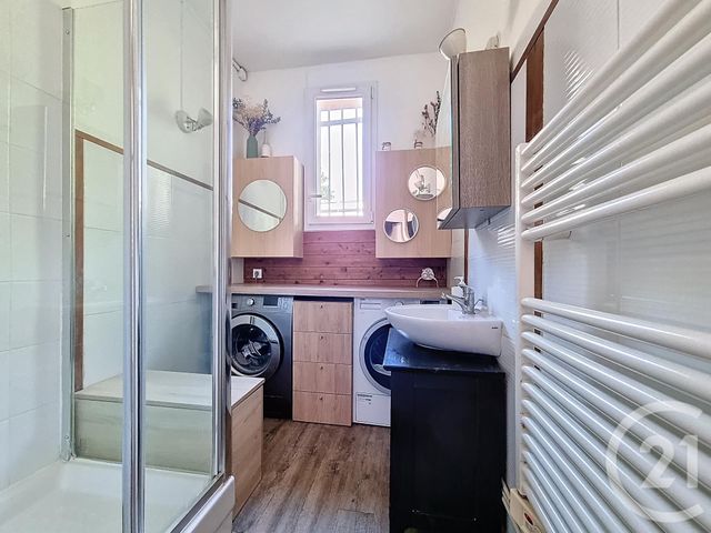 Maison &agrave; louer - 5 pi&egrave;ces - 79,77 m2 - Chennevieres Sur Marne - 94 - ILE-DE-FRANCE