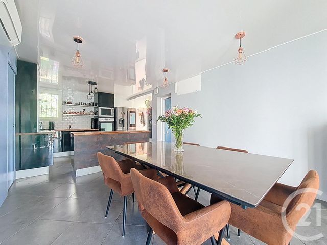 Maison à vendre - 5 pièces - 123 m2 - Chennevieres Sur Marne - 94 - ILE-DE-FRANCE