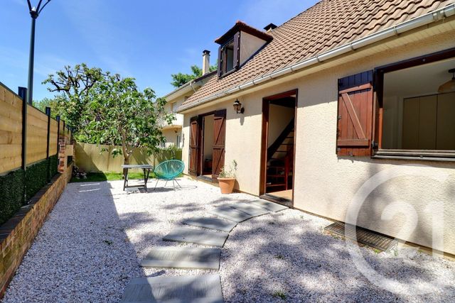 Maison à vendre - 4 pièces - 100,07 m2 - Chennevieres Sur Marne - 94 - ILE-DE-FRANCE