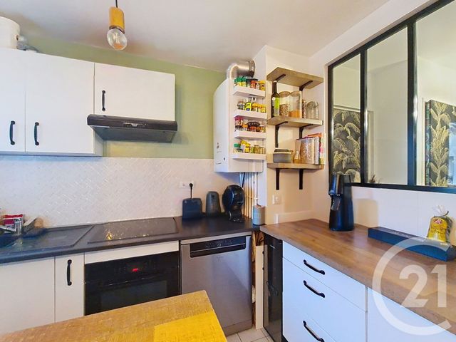 Appartement F2 à louer - 2 pièces - 48,40 m2 - Sucy En Brie - 94 - ILE-DE-FRANCE