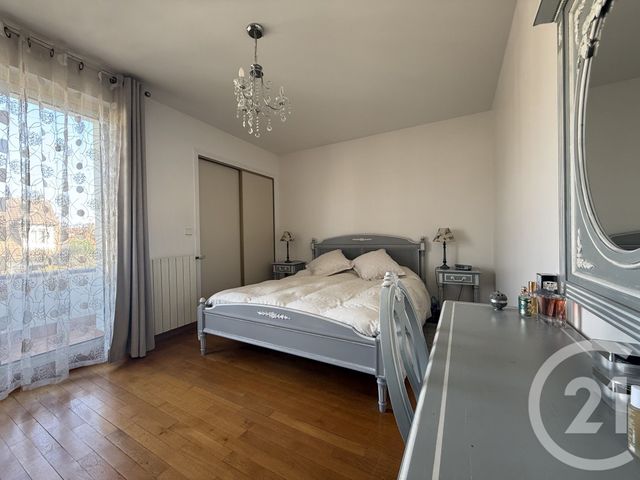 Maison &agrave; vendre - 7 pi&egrave;ces - 166 m2 - Ormesson Sur Marne - 94 - ILE-DE-FRANCE