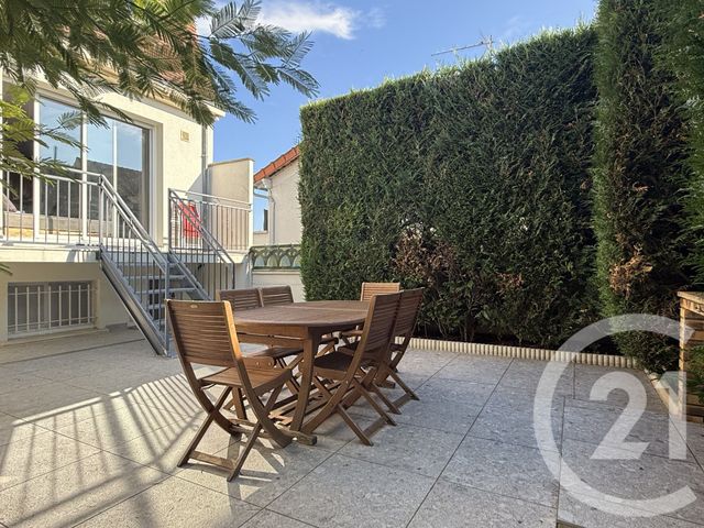 Maison &agrave; vendre - 7 pi&egrave;ces - 166 m2 - Ormesson Sur Marne - 94 - ILE-DE-FRANCE