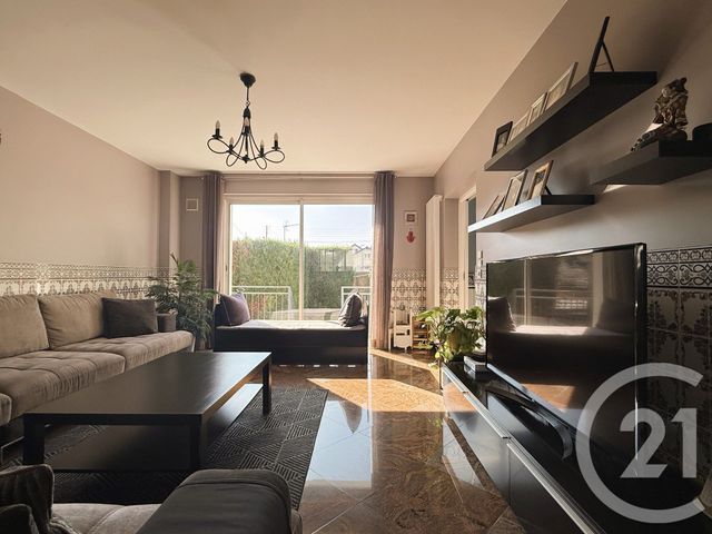 Maison &agrave; vendre - 7 pi&egrave;ces - 166 m2 - Ormesson Sur Marne - 94 - ILE-DE-FRANCE