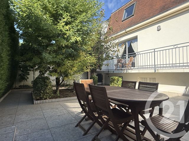 Maison &agrave; vendre - 7 pi&egrave;ces - 166 m2 - Ormesson Sur Marne - 94 - ILE-DE-FRANCE