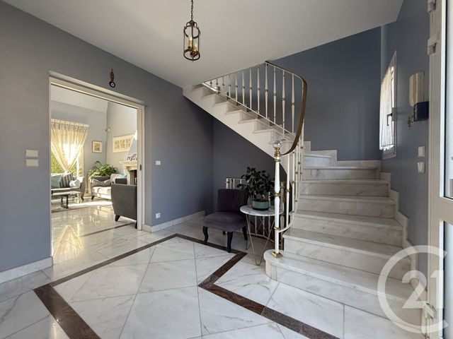 Maison &agrave; vendre - 7 pi&egrave;ces - 166 m2 - Ormesson Sur Marne - 94 - ILE-DE-FRANCE