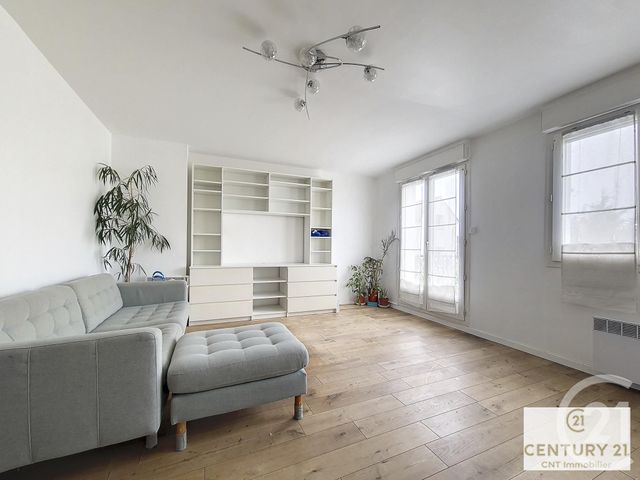 Appartement F2 à louer - 2 pièces - 49 m2 - Chennevieres Sur Marne - 94 - ILE-DE-FRANCE