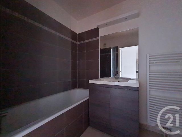 Appartement F3 &agrave; vendre - 3 pi&egrave;ces - 66,75 m2 - Chennevieres Sur Marne - 94 - ILE-DE-FRANCE