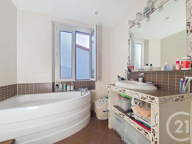 Maison &agrave; vendre - 7 pi&egrave;ces - 212,20 m2 - Chennevieres Sur Marne - 94 - ILE-DE-FRANCE