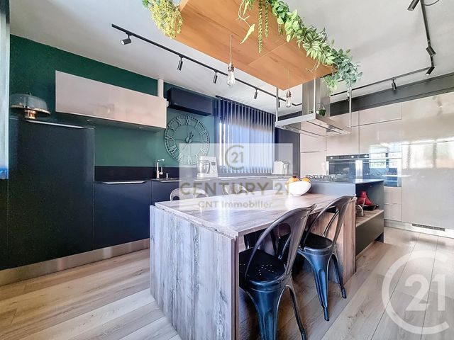 Maison &agrave; vendre - 4 pi&egrave;ces - 134 m2 - Chennevieres Sur Marne - 94 - ILE-DE-FRANCE