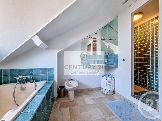 Maison &agrave; vendre - 4 pi&egrave;ces - 134 m2 - Chennevieres Sur Marne - 94 - ILE-DE-FRANCE