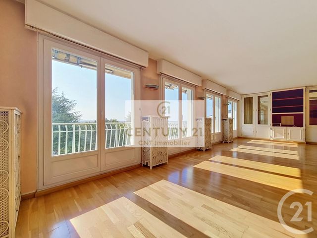 Appartement F7 Et + à vendre CHENNEVIERES SUR MARNE