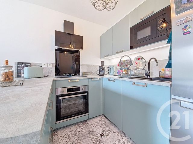 Appartement F3 &agrave; vendre - 3 pi&egrave;ces - 60,47 m2 - Pontault Combault - 77 - ILE-DE-FRANCE