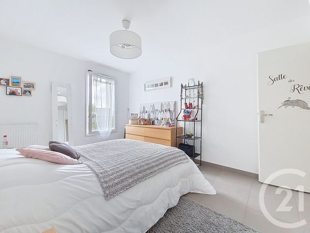 Appartement F3 &agrave; vendre - 3 pi&egrave;ces - 60,47 m2 - Pontault Combault - 77 - ILE-DE-FRANCE