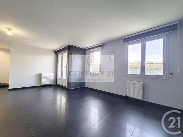 Appartement F2 &agrave; louer - 2 pi&egrave;ces - 44,30 m2 - Pontault Combault - 77 - ILE-DE-FRANCE