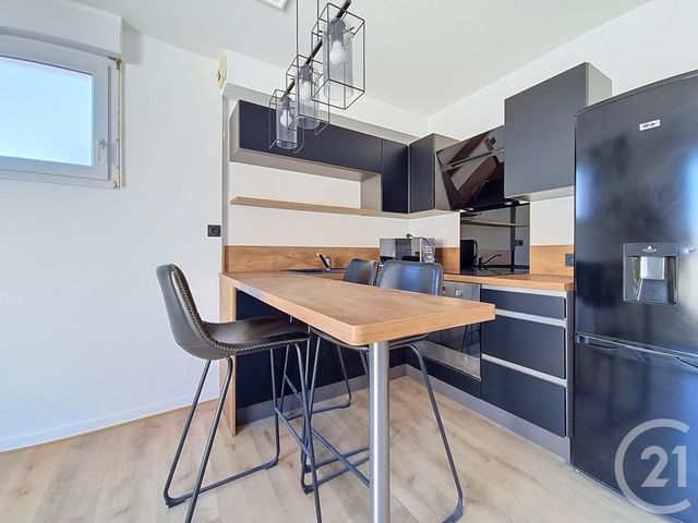 Appartement F2 &agrave; louer - 2 pi&egrave;ces - 38 m2 - Chennevieres Sur Marne - 94 - ILE-DE-FRANCE