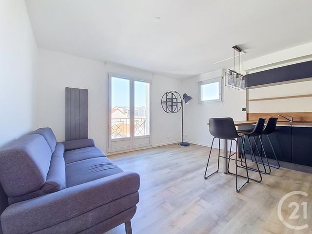 Appartement F2 &agrave; louer - 2 pi&egrave;ces - 38 m2 - Chennevieres Sur Marne - 94 - ILE-DE-FRANCE