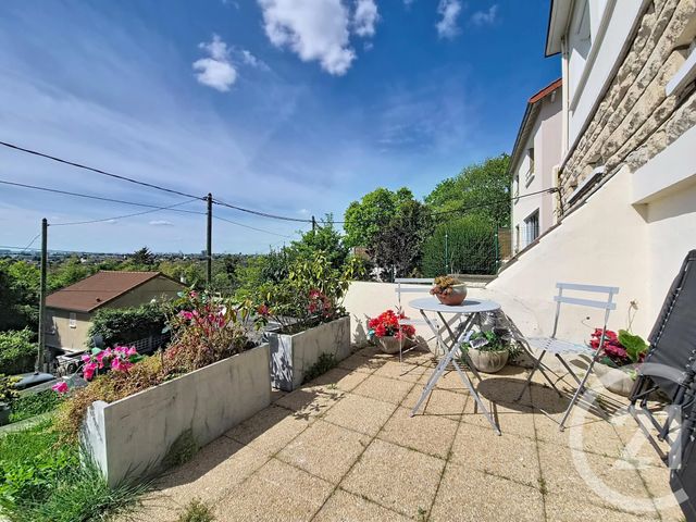 Appartement F3 &agrave; vendre - 3 pi&egrave;ces - 56 m2 - Chennevieres Sur Marne - 94 - ILE-DE-FRANCE