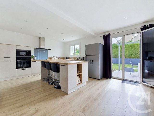 Maison &agrave; vendre - 7 pi&egrave;ces - 146,80 m2 - Ormesson Sur Marne - 94 - ILE-DE-FRANCE