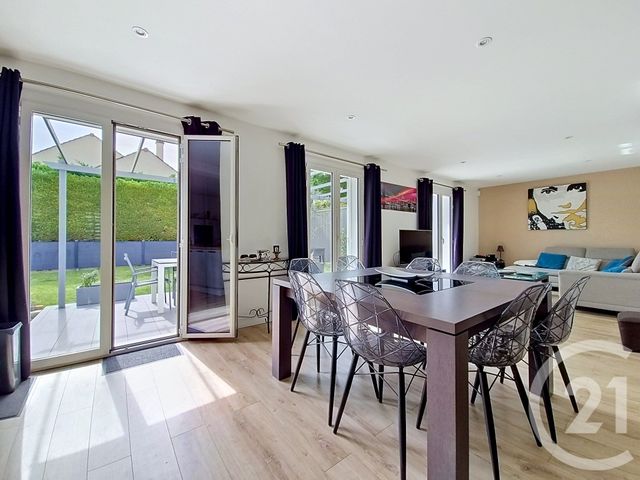 Maison &agrave; vendre - 7 pi&egrave;ces - 146,80 m2 - Ormesson Sur Marne - 94 - ILE-DE-FRANCE