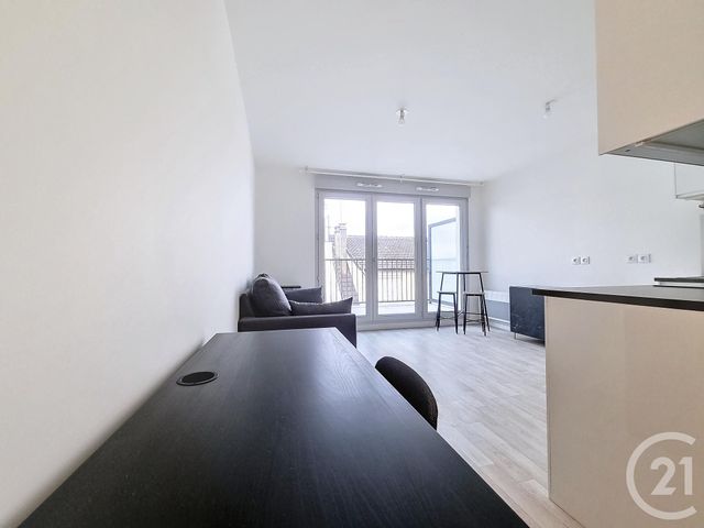 Appartement Studio &agrave; louer - 1 pi&egrave;ce - 27,29 m2 - Roissy En Brie - 77 - ILE-DE-FRANCE